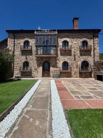 DULCINEA HOUSE of BRAÑOSERA