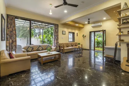 4bhk with private pool fully air-condition