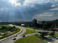 Cozy apartment with balcony - complete condominium Hotels in Jacarei