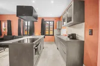 Fully renovated 1875 character house with private Jacuzzi and terrace. Hotels in Pont-à-Mousson