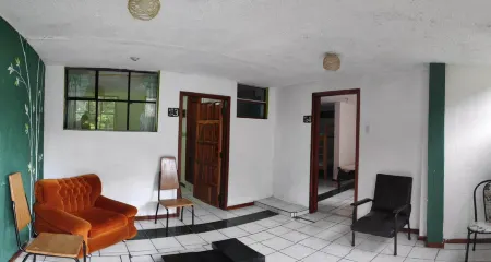 Private room in residential home hosted by MamaEmma