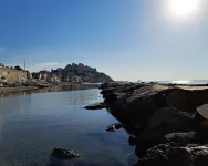 Miss Virginia's Blue Cottage&Garden, parking space, sea within walking distance