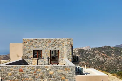 Omythos Uranos, Romantische Villa mit Grosser Privaterterrasse und Aussicht Hotels near Myrtos Beach