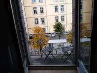 Studio with balcony - view of esplanade-centre ville