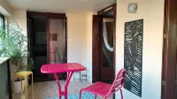 Apartment in quiet residence near Valentré bridge Hotels in Cahors