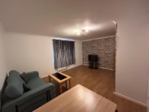 Specious 1 Bed flat in east London with Parking and  free wifi