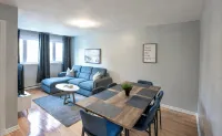 3BR 6Beds 5min Walk distance to Metro, Free Parking, next to Place Bell AC