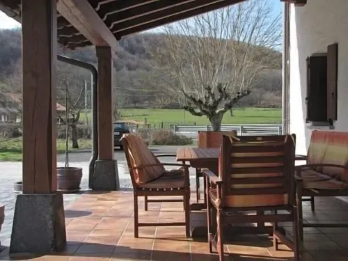 Casa Martikonea for 16 people Hotels in Ultzamaldea