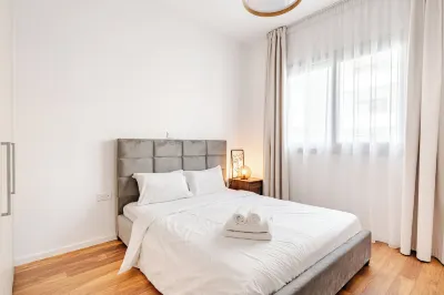 Yamas Urban Living Zakaki Pool Penthouses & Apartments Hotel a 