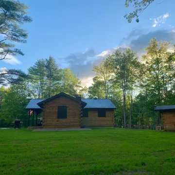 Luxury log cabin in Bartlett, perfect for family or friends in the White Mtns