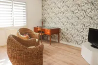 Apartment in the heart of the bordeaux vineyards Hotel a Pessac