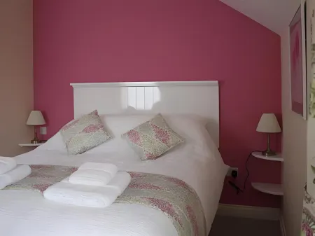 The Anchor Inn Отели рядом с достопримечательностью «DEVILS PULPIT»