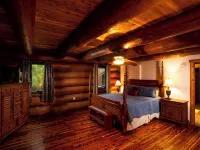 3 acre Lake, Farm Animals Petting Zoo, Horses and Horseback Riding, Room to roam Hotels in Lincoln Township