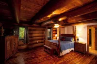 3 acre Lake, Farm Animals Petting Zoo, Horses and Horseback Riding, Room to roam