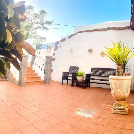 Villa Medinilla with private Pool in Conil