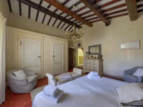 Villa with private swimming pool on the Florentine hills 25 Km from Florence Hotels in Pelago