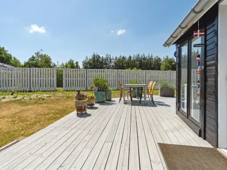 "Haidi" - 300m from the Sea Отели в г. Hals