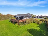 "Vanna" - 500m from the sea