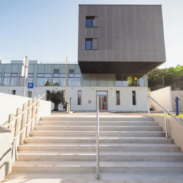 Akademis - Fit Split