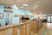 Screened Heated Pool & Hot Tub with Golf Cart - ONE Block to the BEACH!