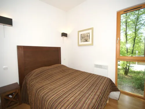 Cottage in France with Lake View - 民宿