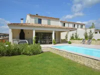 Villa in Malaucène near Mont Ventoux - Uima-altaat