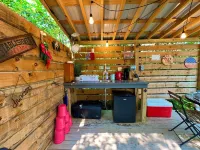 Sexiest Lil Cabin in Saugerties, NY Hotels in Saugerties