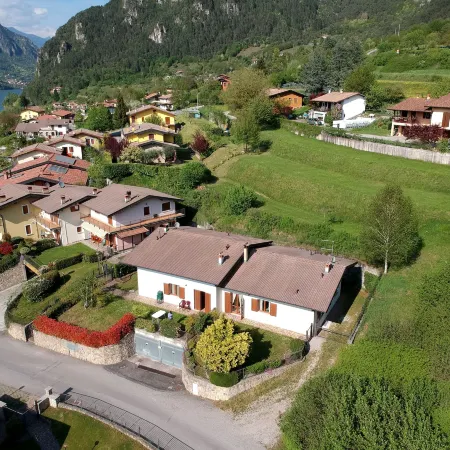 Holiday Home in Lombardy by Lake Idro