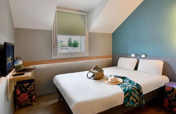 紹萊中心宜必思快捷酒店