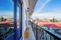 La Cuadra by Wynwood House