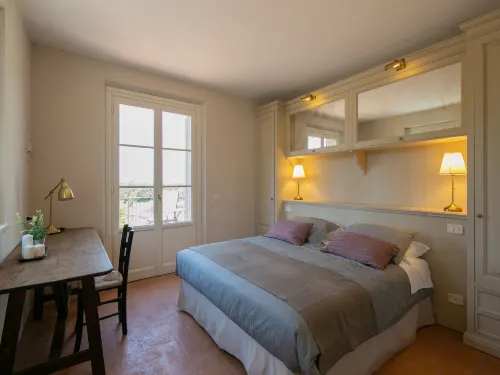 Chic Tuscan Stay with Steam
