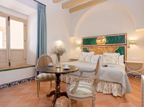 Unique Sevillian House with terrace and pool. Casa Pimienta