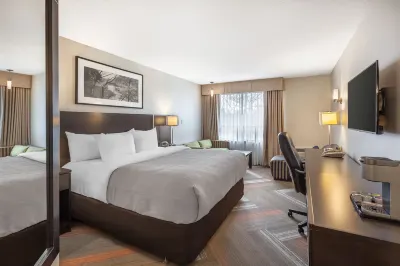 Quality Hotel Hotel in zona Royal Botanical Gardens