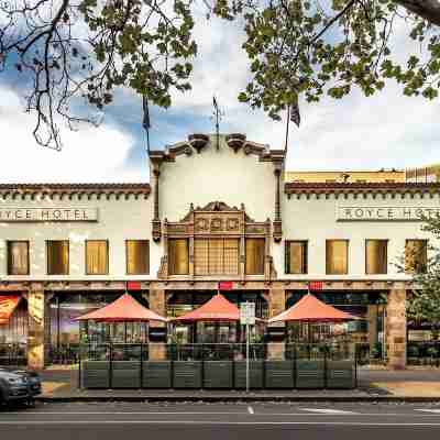 로이스 호텔 Hotel Exterior