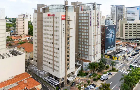 宜必思坎皮納斯酒店