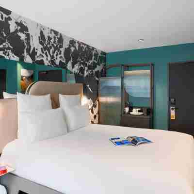 TRIBE Paris La Défense Esplanade Rooms