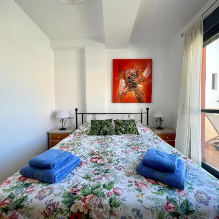 Apartment near beach with pools in Spain