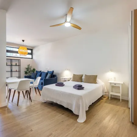 Bristol Sunset Beach - Holiday Apartments