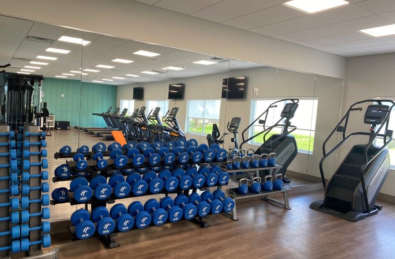 Holiday Inn Express & Suites Madison West - Middleton by IHG photo 2