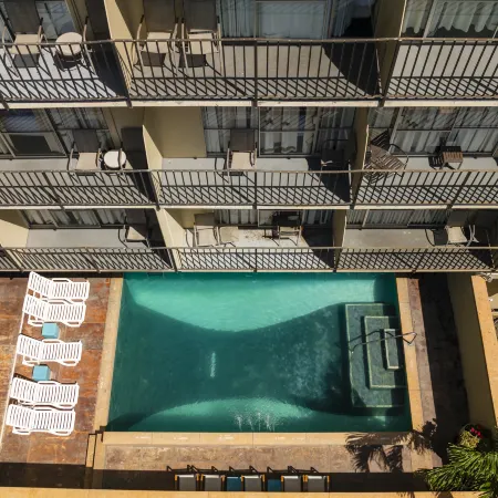 Ohia Waikiki Studio Suites