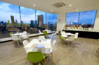 Holiday Inn Express & Suites PUEBLA ANGELOPOLIS by IHG - breakfast