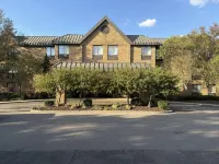 Wingate by Wyndham Utica