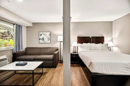 Northern Queen Inn Отели рядом с достопримечательностью «J J Jackson's»