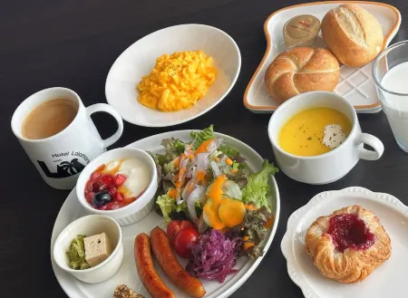 Lalamare Kouri Отели рядом с достопримечательностью «Tiinuhama Beach»