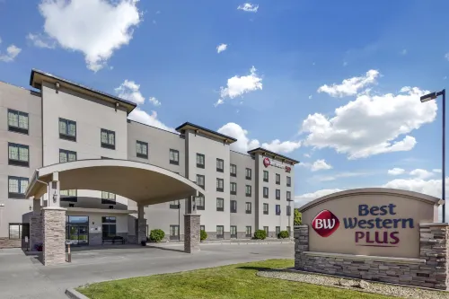 Best Western Plus Williston Hotel  Suites