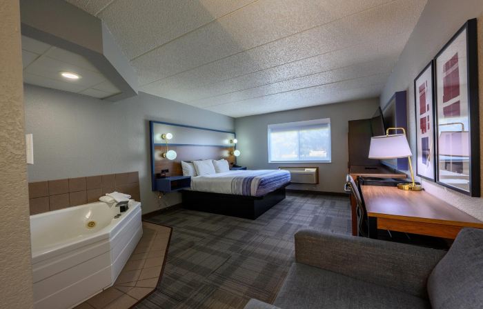 AmericInn by Wyndham Monroe
