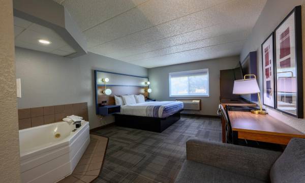 AmericInn by Wyndham Monroe