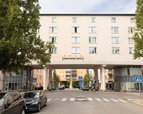 Home Hotel Tapto Hotels near Vartahamnen