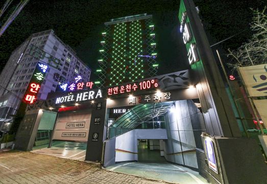 Hera Motel 객실