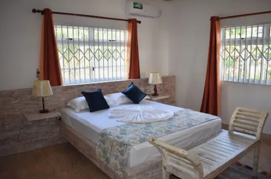 美麗假日自助酒店 普拉蘭大安塞酒店